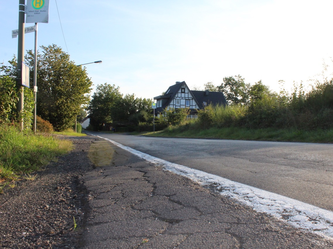 Im Ortsteil Brunken soll die Gemarkungsgrenze verlegt werden, damit beim Ausbau der L 289 ein Gehweg entstehen kann. (Foto: PR)