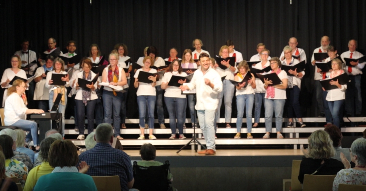 Die United Vocals vom MGV Horhausen schenkten dem Publikum im Kaplan-Dasbach-Haus mit ihren gesungenen "Trickfilmmelodien" einen frhlichen Nachmittag. (Foto: Veranstalter)