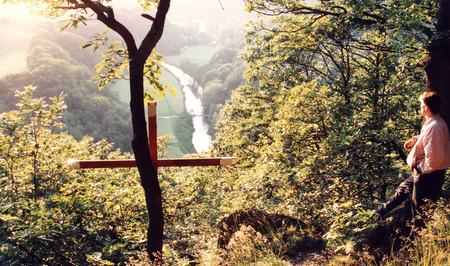 Blick von der Schnen Aussicht auf das Nistertal und die Pionierbrcke. (Foto: Christof Mildenberger fr VG Wissen)