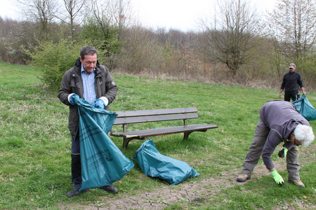 Landrat Achim Schwickert freut sich ber viele helfende Hnde, wenn es am 21. April heit: Raus in die Natur zum Frhjahrsputz. (Foto: Pressestelle der Kreisverwaltung)