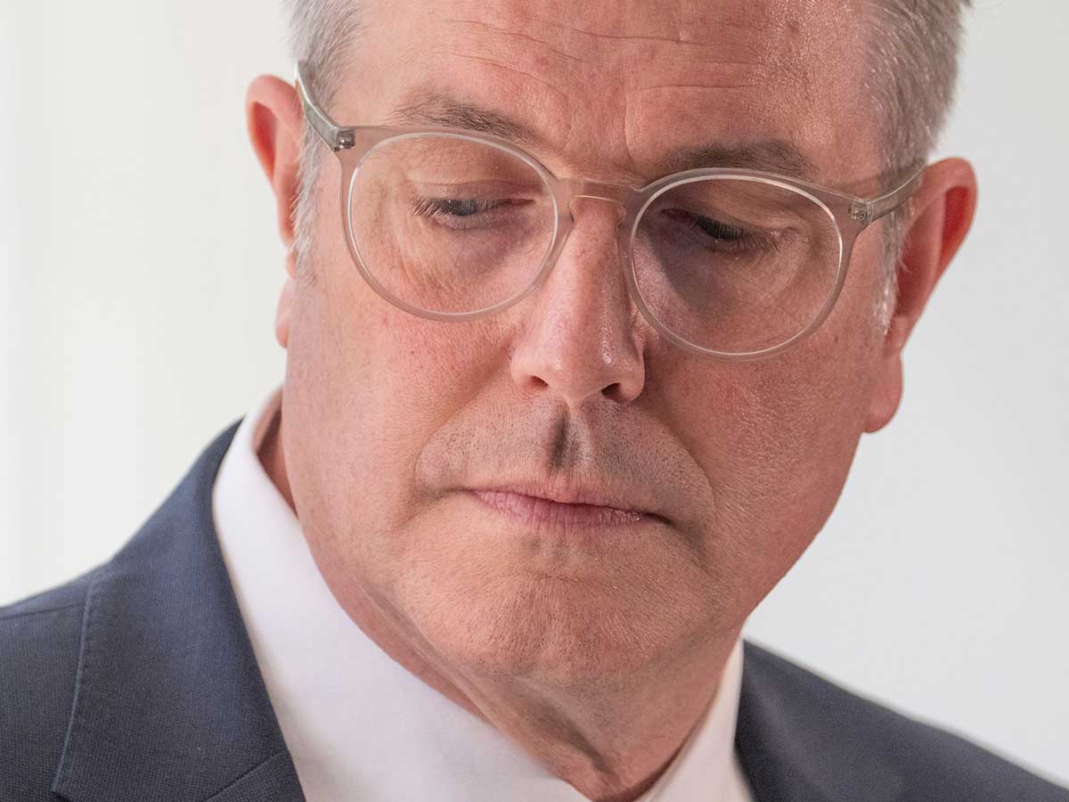 Schweitzer sieht keine Chance mehr f�r Expertenregierung in Sachsen-Anhalt