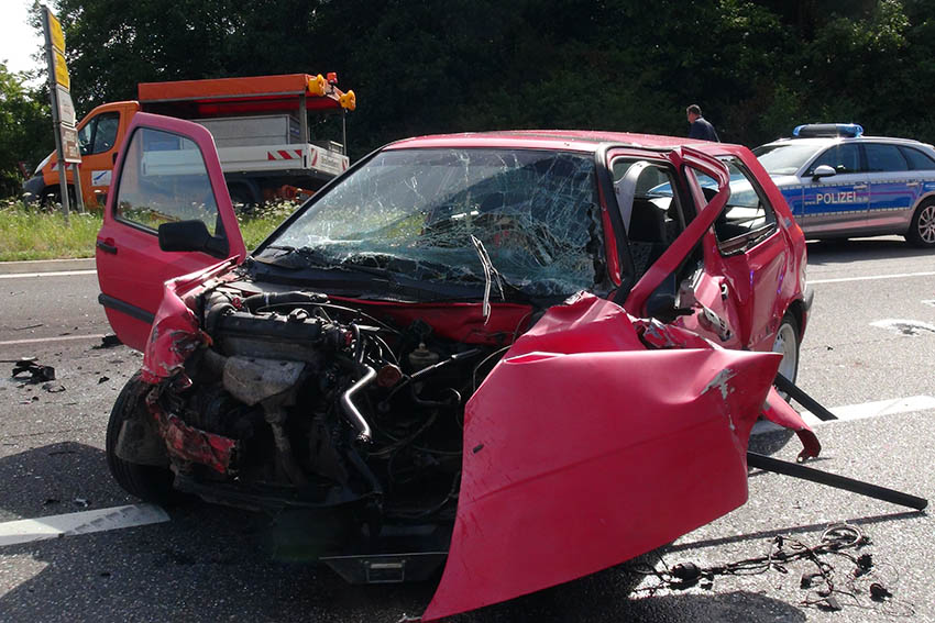 Schwerer Verkehrsunfall auf der Umgehungsstrae Selters