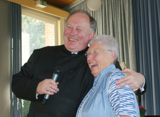 Pastor Martin Krten und Marianne Reifenrath. (Foto: as) 