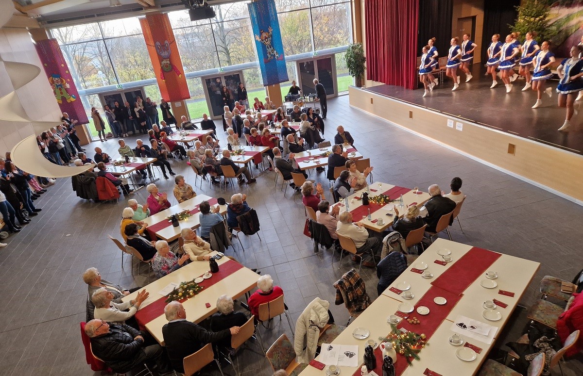 Das Seniorenfest in Windhagen war mit einem bunten Programm gefllt. (Foto: privat)