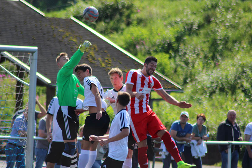 SG Puderbach I im Kellerduell gegen SSV Heimbach-Weis 