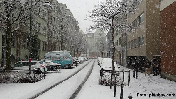 Der Schnee ist da - Sind Winterreifen jetzt Pflicht?