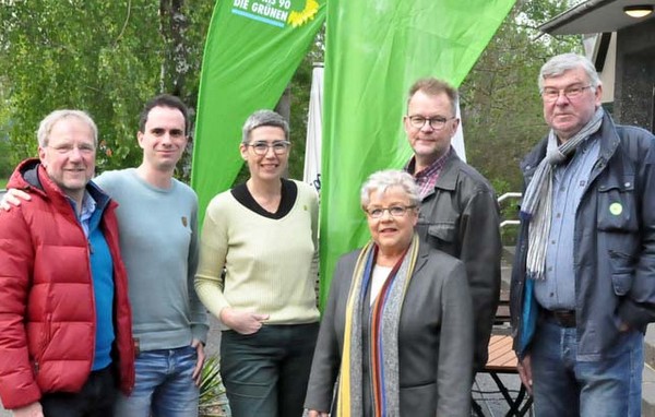 Bndnis 90/Die Grnen hatte nach Neitersen eingeladen, zu Gast war Grnen-Landeschefin Jutta Paulus (3. von links). (Foto: kk)