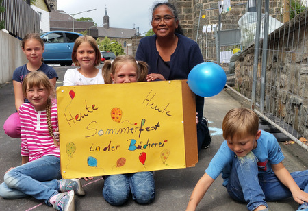 Viel Spa beim Sommerfest in der Evangelischen Bcherei in Gebhardshain hatten die vielen kleinen und greren Leseratten. (Foto: Ev. ffentliche Bcherei Gebhardshain)