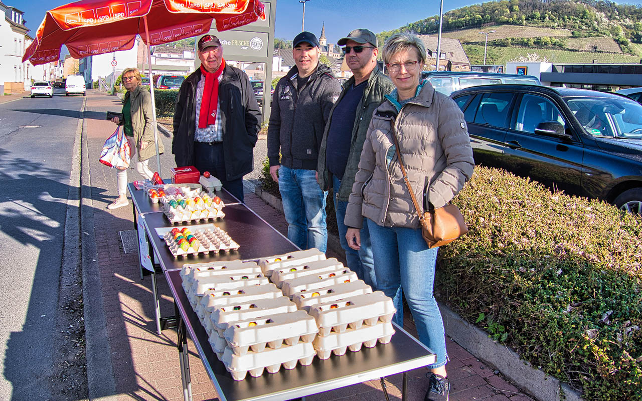 Der Ostereierverkauf ist eine jahrzehntelange Tradition. (Foto: SPD Bad Hnningen)