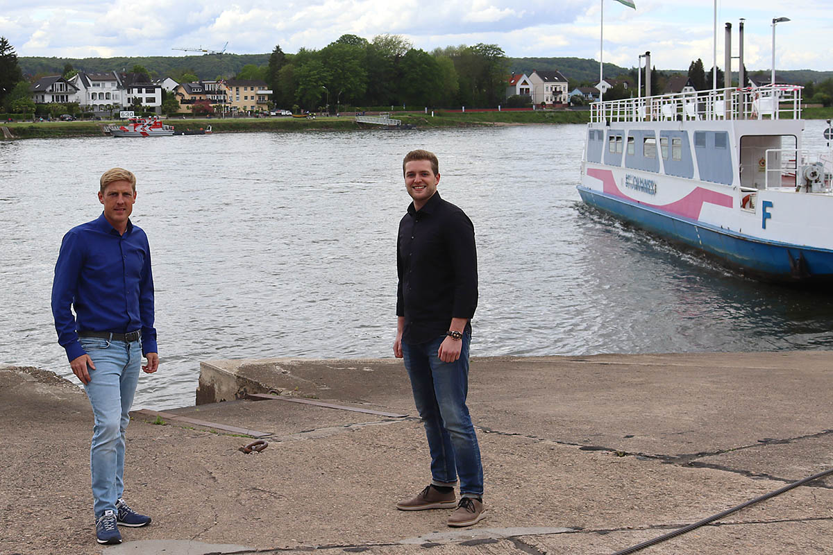 Beide Bundestagskandidaten Martin Diedenhofen (rechts) und Christoph Schmitt (links) wollen sich dafr einsetzten, dass im nchsten Schritt auch die Fhre zwischen Bad Breisig und Bad Hnningen in den VRM-Verbundtarif integriert wird. Foto; SPD
