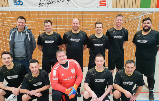 Turniersieger in Hamm: Die Alten Herren der Sportfreunde Schnstein. (Foto: Verein) 