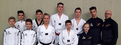 Taekwondo-Kmpfer besiegten starke internationale Konkurrenz