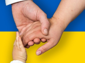 Durch Hilfe aus Wissen: Ukrainische Flchtlingsfamilie kann zusammen bleiben