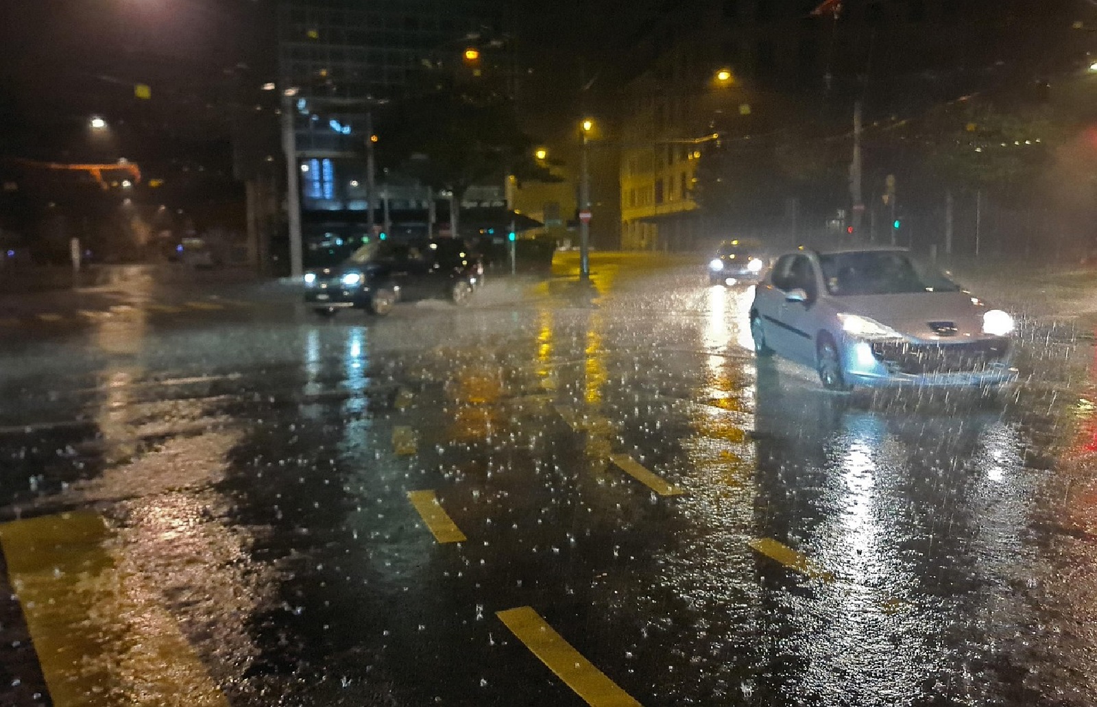 Wetterumschwung bringt Schauer und Gewitter nach Rheinland-Pfalz