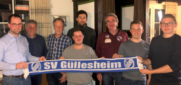 Das neue SVG-Vorstandsteam mit dem Vorsitzenden Paul Mller (3. von rechts) an der Spitze. (Foto: Gllesheim)