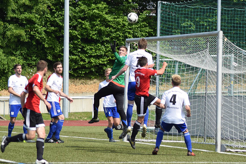 SV Windhagen schlgt SG Neitersen/Altenkirchen mit 2:0 