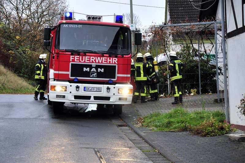 Nachbarschaftsstreit fhrte zu grerem Feuerwehreinsatz