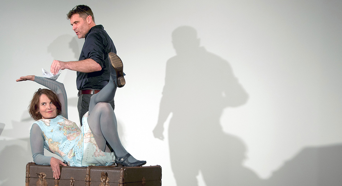 Das theater am werk geht in Sayn auf groe Tour zu bekannten und weniger bekannten Reisenden, ihren Reisen und ihren Reiseberichten. (Foto: taw)