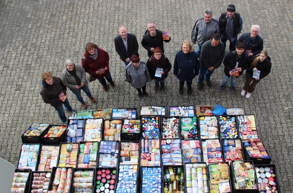 Tafelprojekt der Nelson-Mandela-Schule Dierdorf: 190 Kisten voller Lebensmittel