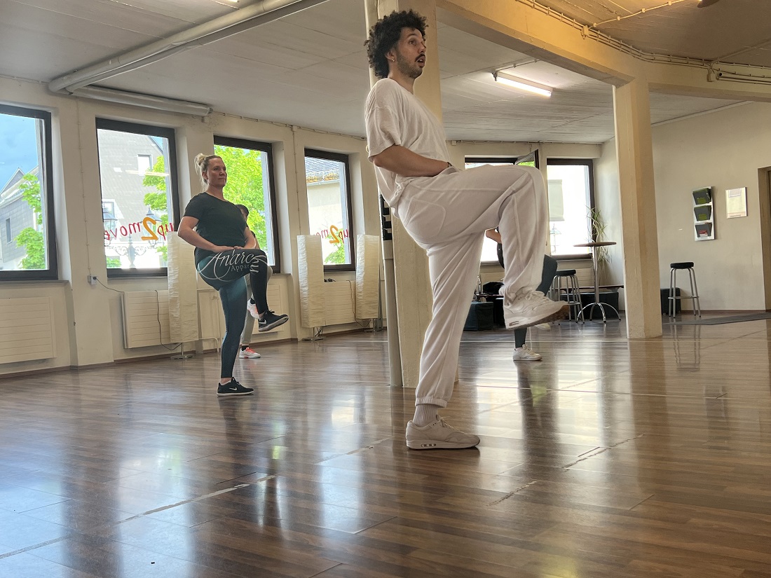 Gabriel Hermes in seinem Element. Die vielen Erfolge geben seinem Talent sowohl als Tnzer, als auch Trainer Recht. (Fotos: Elke Stockhausen)