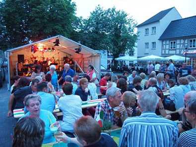 Blick auf die "Piazza Castello" in Altenkirchen. (Foto: Archiv AK-Kurier)