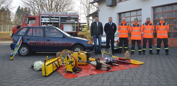 Neue bungsobjekte fr Freiwillige Feuerwehr Wallmerod