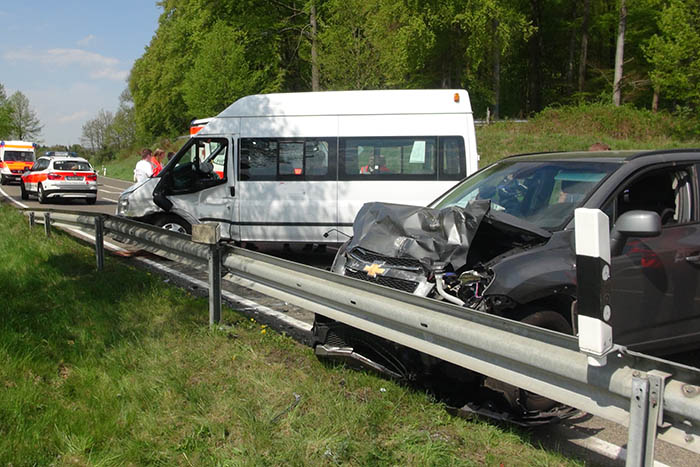 Unfall auf der L 307 bei Quirnbach  drei Verletzte