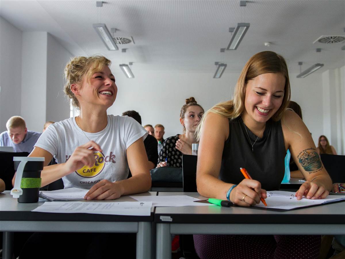 Fr Studieninteressierte findet noch bis 9. Juli die Aktionswoche statt. (Foto: Uni Siegen) 