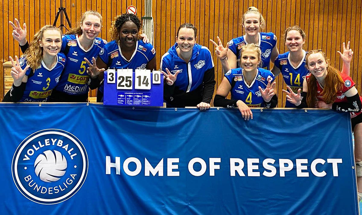 Die Deichstadtvolleys fgten ihrer Serie ein weiteres 3:0 an. Fotos: Verein/Screenshots Wolfgang Tischler