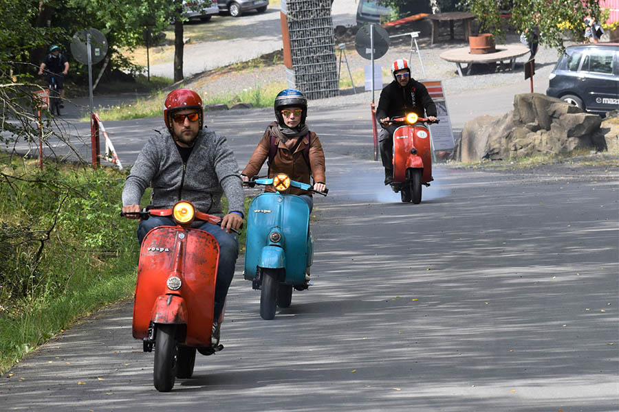 Groes Vespa-Treffen im Stffel-Park mit WespaWald