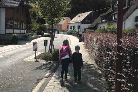 Bundesweite Aktionstage Zu Fu zur Schule und zum Kindergarten