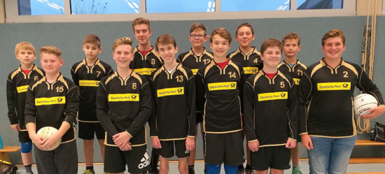 Spielen auch um die Qualifikation fr die Deutsche Meisterschaft der Faustballer: Die U14-Jugend des VfL Kirchen. (Foto: Verein)