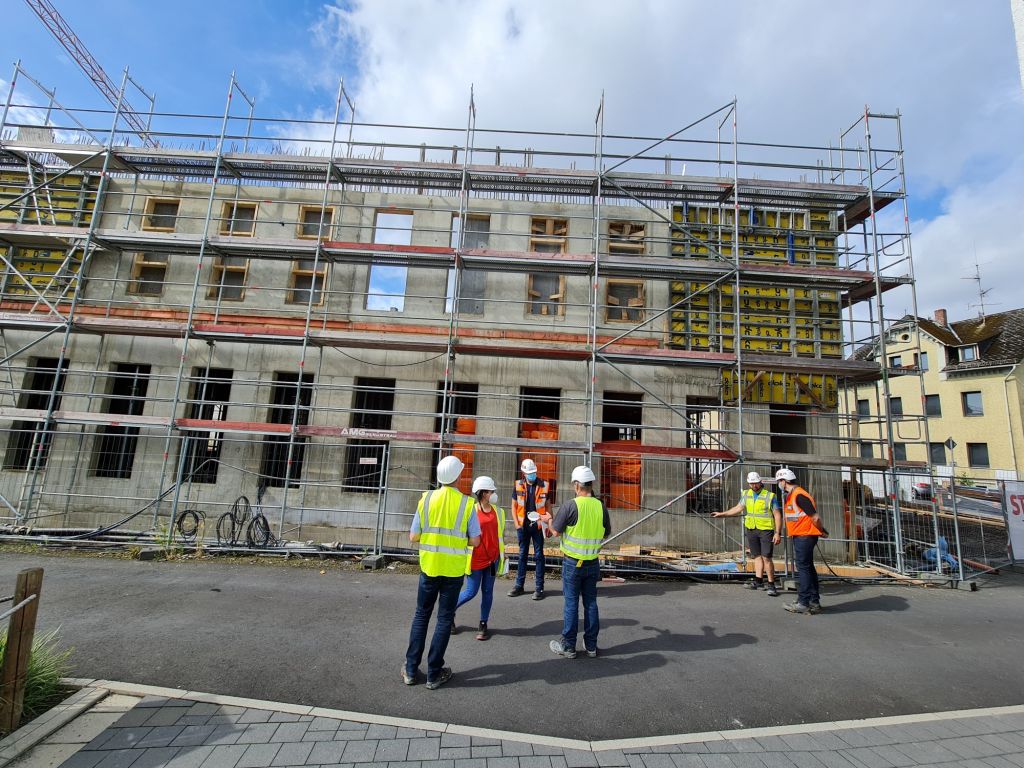 Das Verbandsgemeindehaus am Gerberhof wchst und wchst. Jeden Tag wird es ein Stckchen hher. Foto: VG Montabaur