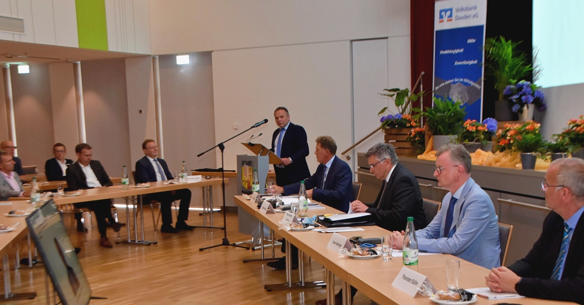 Nach zwei Jahren konnte die Vertreterversammlung der Volksbank Daaden eG wieder in Prsenz stattfinden. (Foto: Volksbank)