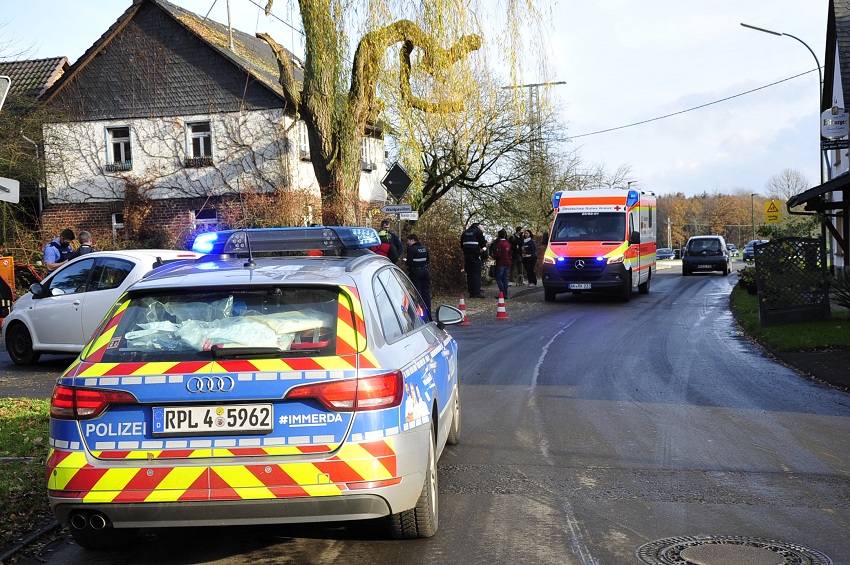 Unfall in Rott: 14-Jhrige wird von Motorrad erfasst