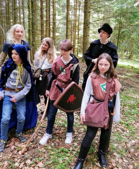 Die Aktion richtet sich sowohl an Neueinsteiger, als auch an bereits namhafte Helden und Heldinnen im Alter von 8-13 Jahren. (Foto: Waldritter-Westerwald e.V.)