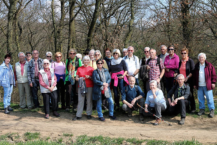 Die Wanderfreunde des Evangelischen Vereins an der Aussicht Rosenberg ber Kobern-Gondorf. Foto: privat