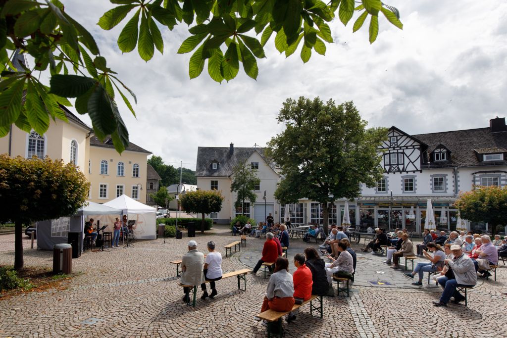 Jugendkirche feiert Gott und dessen Schpfung