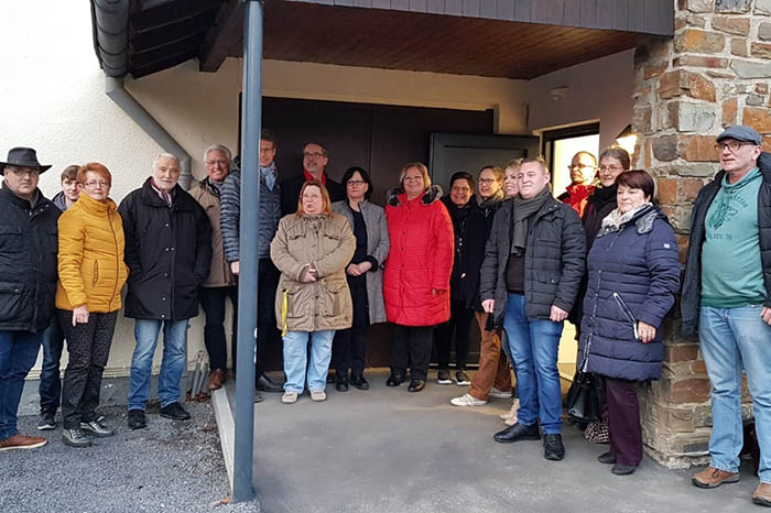 Gruppenfoto der interessierten Sozialdemokraten vor Ort. Foto: SPD