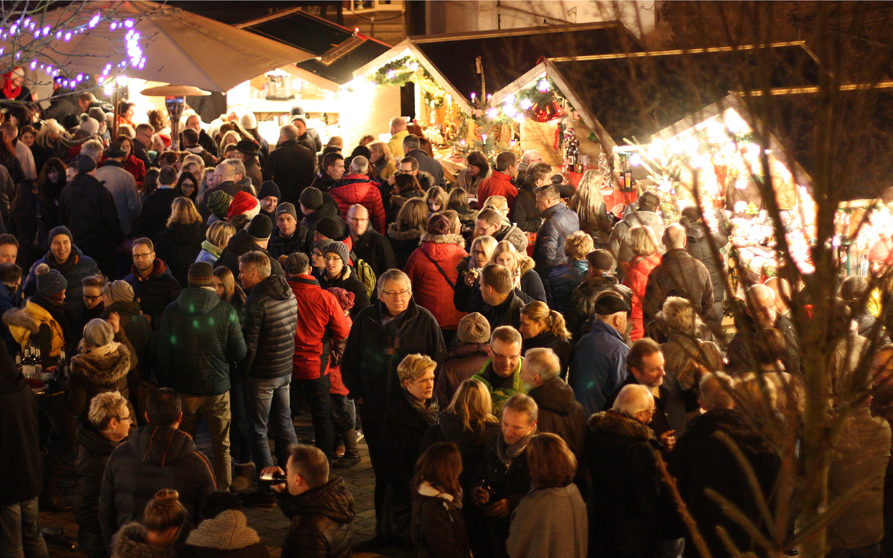 Weihnachtszauber auf dem Tpferplatz in Hhr-Grenzhausen