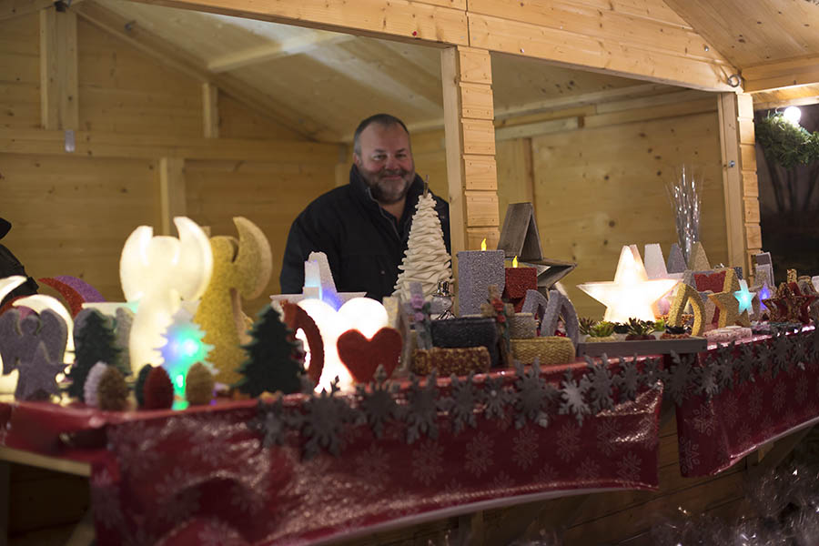 Gute Stimmung und Glhwein beim Weihnachtszauber Hhr-Grenzhausen