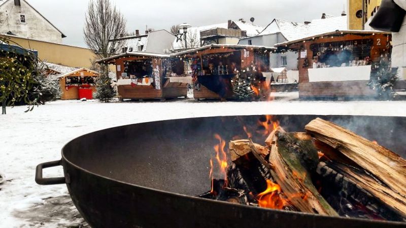 Atmosphrisches Weihnachtszauber-Dorf in Hhr-Grenzhausen. Foto: Veranstalter