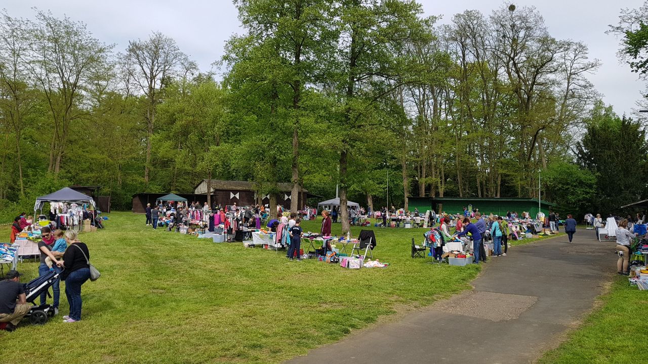 Markt auf der Wiedinsel. Foto: Inselgemeinschaft