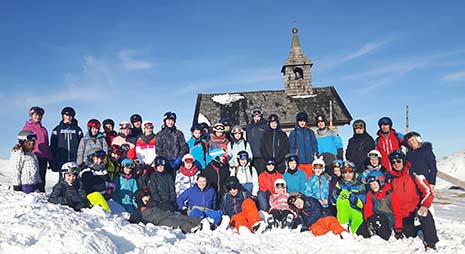 Den richtigen Winter in vollen Zgen genossen die Schler/innen. Foto: Schule