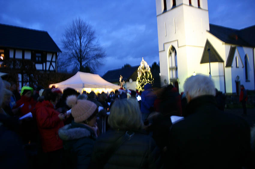 Windhagener Weihnachtssingen kam an