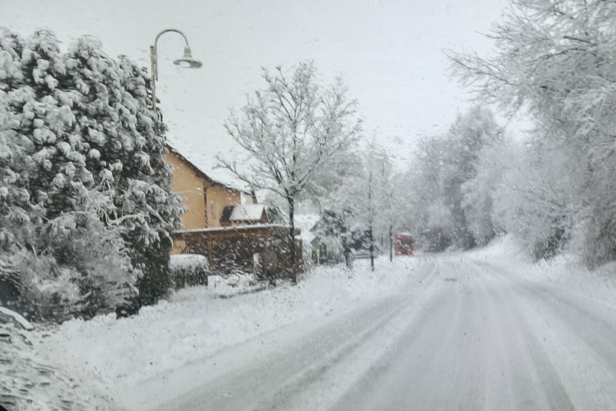 Winterdienst: Brger mssen auch zu Besen und Schaufel greifen