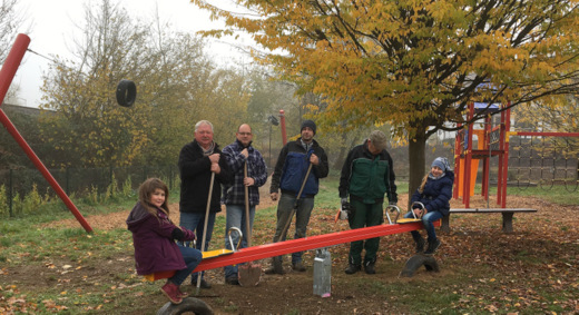 Mehrgenerationenplatz: Spielgerte sind komplett 