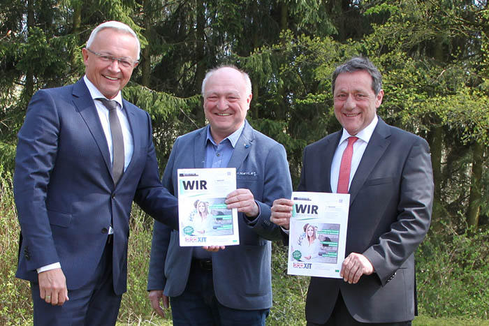 Die drei Landrte prsentieren die neueste Ausgabe. Foto: WFG