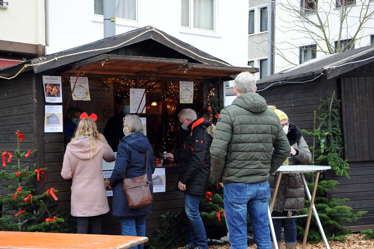 Klein aber fein: Das bietet der Weihnachtsmarkt in Altenkirchen