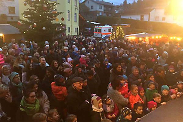 Super Atmosphre beim Weihnachtsmarkt in Hillscheid 